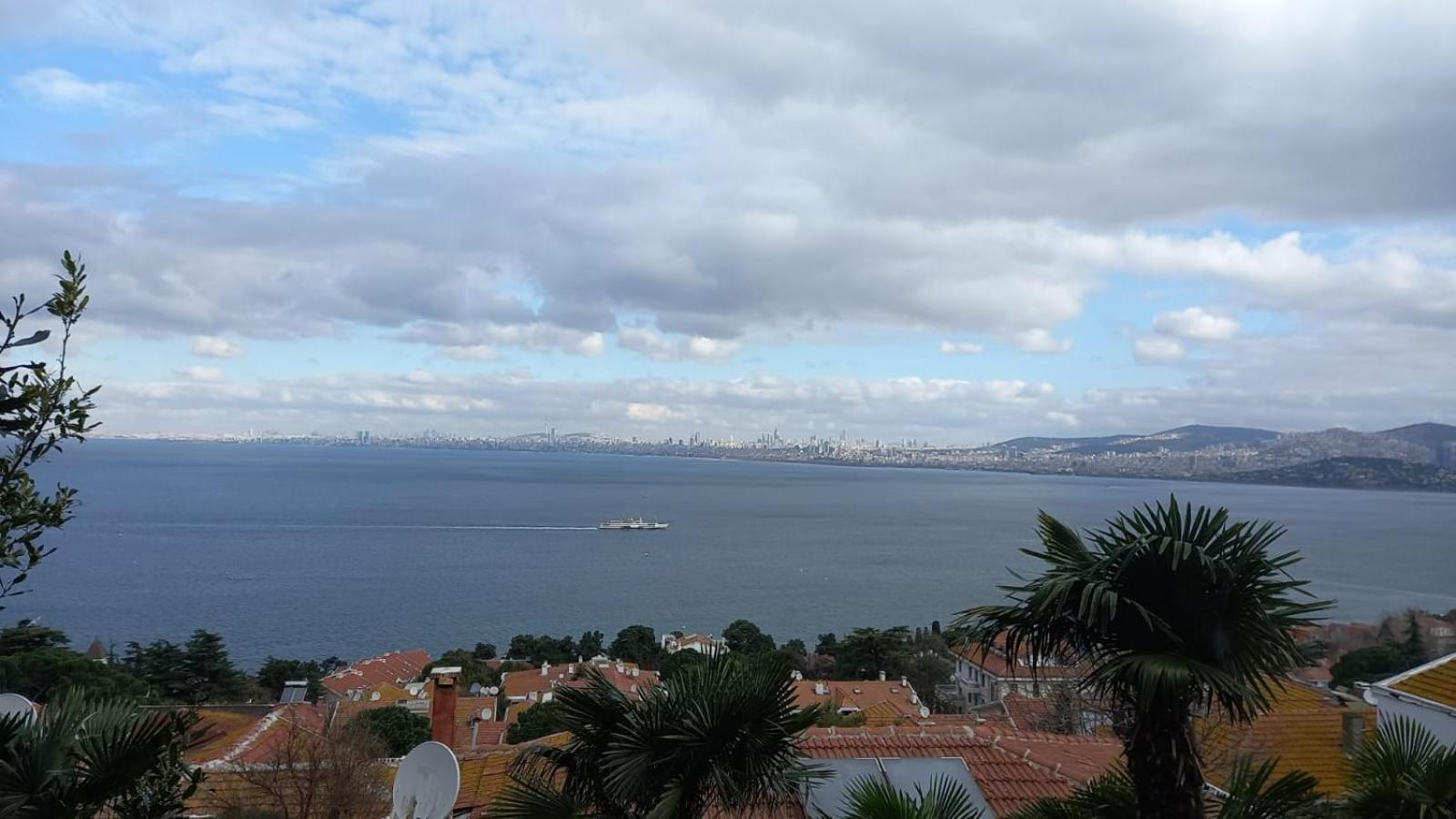 Bueyuekada Al Koesk Apartment Adalar Luaran gambar
